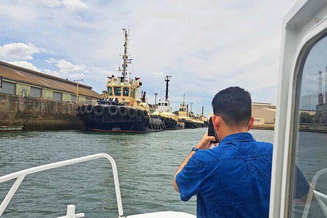 2-Hour Dolphin and Maritime Cruise in Port Adelaide - Stop 3: the clipper ship City of Adelaide and the sailing-ship story