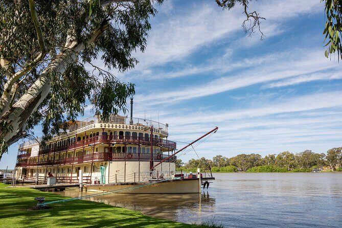 3-Night Murray River Cruise on the classic Murray Princess - Why the Murray Princess paddle-wheeler feels different