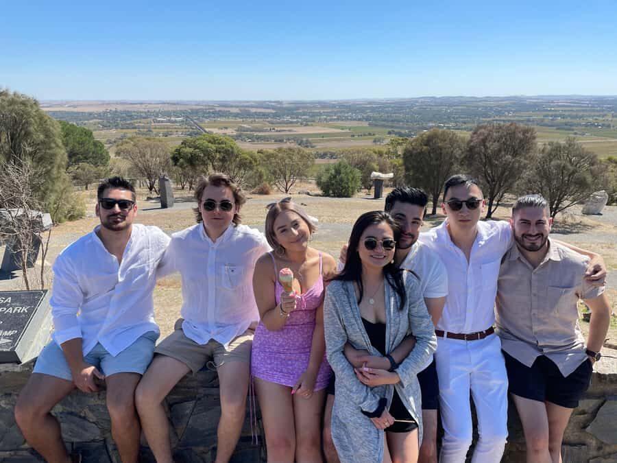 Adelaide: Barossa Premium Wine Tasting tour & Winery Lunch - Wine-tasting reality check: stay in control of your day