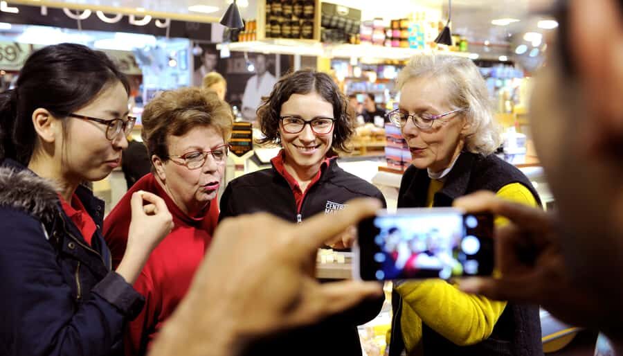 Adelaide: Central Market Early Risers Breakfast Tour - Hot beverage first: espresso, tea, or thick hot chocolate
