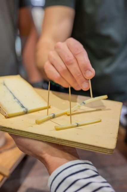 Adelaide Central Markets: Food Walking Tour - Discounts on future shopping: turn samples into a plan