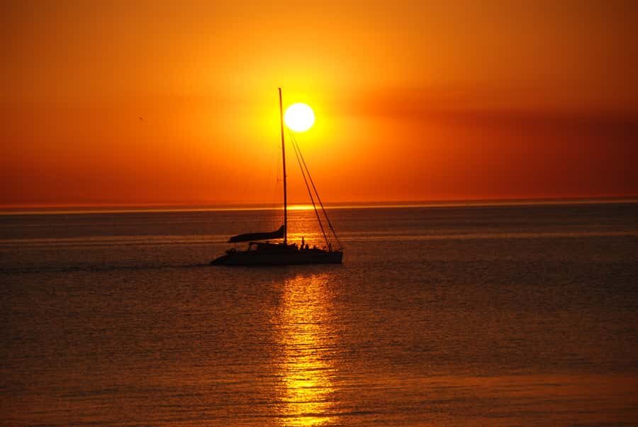 Adelaide: Glenelg Twilight Catamaran Cruise with Drink - Choosing Your Drink: Why the Included Bar Time Is Real Value