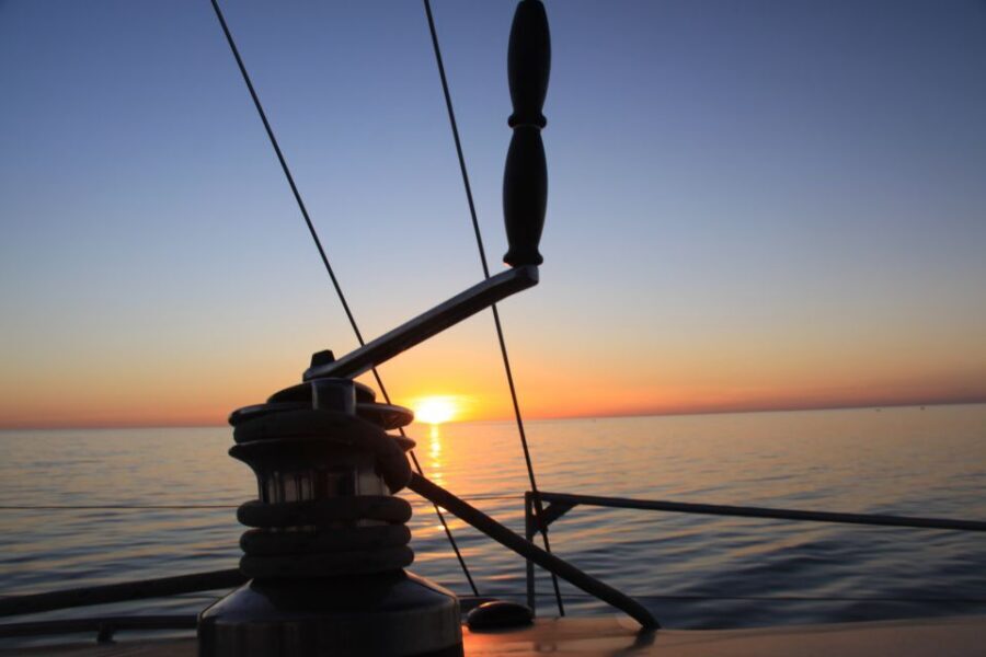 Adelaide: Glenelg Twilight Catamaran Cruise with Drink - The Route’s Best Views: Adelaide Lights, Darkening Water, and Sunset Color