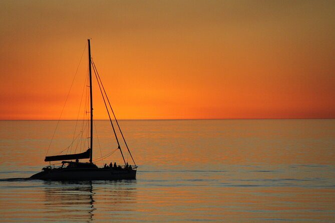 Adelaide Twilight Cruise from Glenelg - Cruise Gulf St Vincent: sunset gold to starry sky