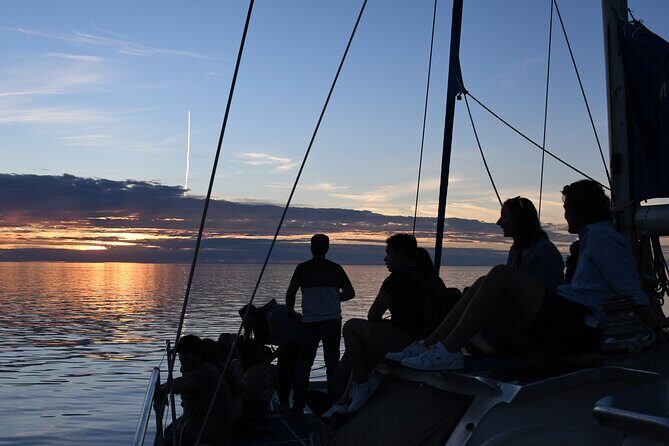 Adelaide Twilight Cruise from Glenelg - Photo moments that are actually worth it