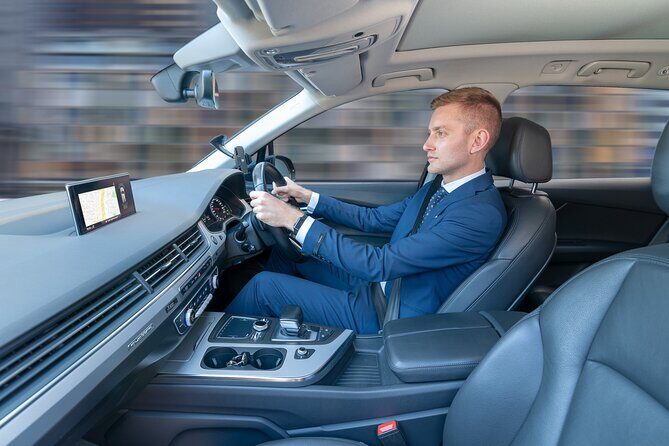 Adelaide's Ultimate Chauffeur Airport Arrival Experience - Airport Arrival Made Simple: The SMS GPS Plan