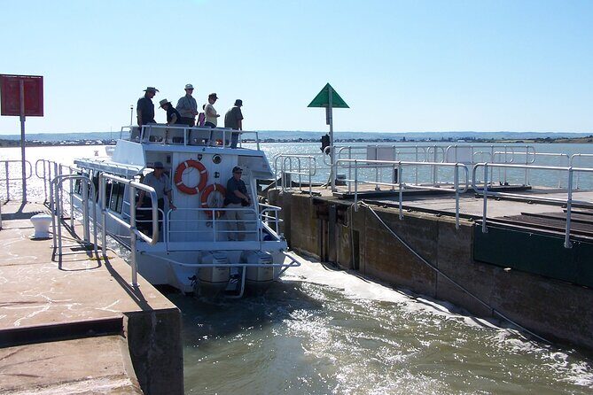 Coorong 3 & 1/2 Lunch Cruise and Tour - Adelaide Morning Pickup to Mount Lofty: Views First, Coffee Second