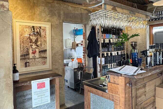 Discover Barossa: 4 Wine Tastings, Gourmet Lunch, and Hidden Gems - Passing Jacob’s Creek: a story stop without the crowds