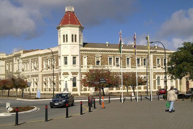 Explore Amazing Adelaide: Self-Guided Audio Tour - What you’re paying for: the DIY mp3 tour setup