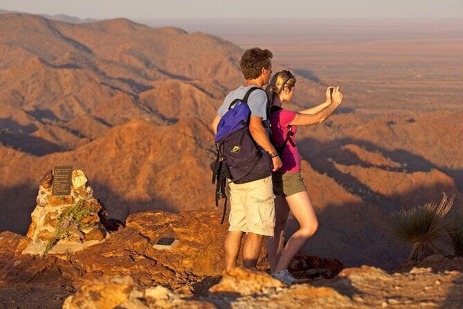 Flinders Ranges 5-Day Small Group 4WD Eco Tour from Adelaide - Quorn start: classic outback town + a coastal warm-up