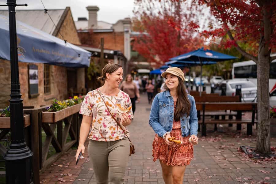 From Adelaide: Adelaide Hills, Hahndorf & Mount Lofty Tour - Beerenberg Farm: A short shopping stop for local flavour