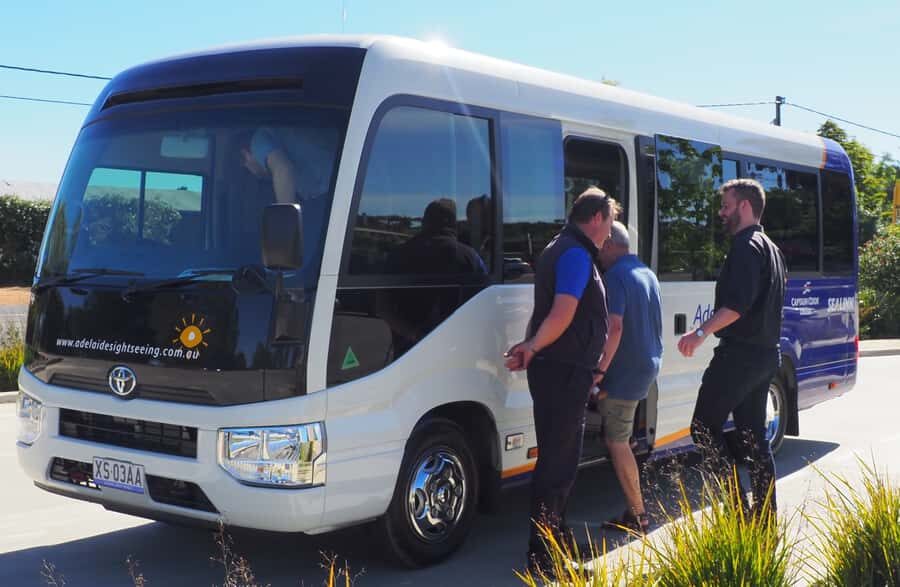 From Adelaide: Victor Harbor & Southern Highlights Day Tour - Port Elliot, Horseshoe Bay, and Whale Lookout: quick stops, good odds