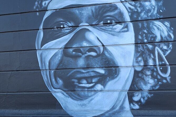 Hidden Adelaide: Laneways and Street Art Tour - Stop 4: Hindmarsh Square and the transition into longer laneway time