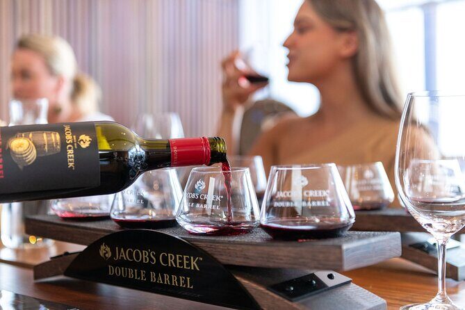 Jacob's Creek Double Barrel Signature Tasting Experience & Lunch - Your 3-hour rhythm at Jacob’s Creek: from the display vineyard to the VSOP pour