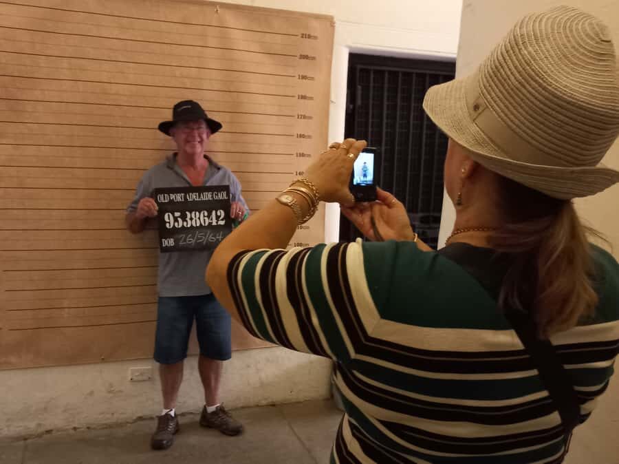 Port Adelaide: Walking Tour with Food Tasting & Drinks - How the tour’s pace and structure work (150 minutes, small group)