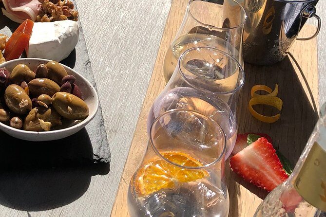 Red White & Brew - Wine, Gin & Beer Tour with Tastings from Adelaide - Why This Barossa Day Mixes Wine, Gin and Beer