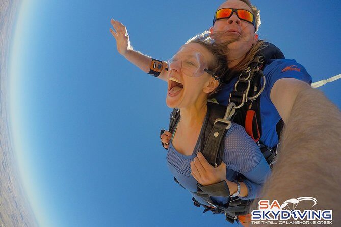 SA Skydiving Adelaide - Langhorne Creek - Who should book this tandem skydive, and who should pause