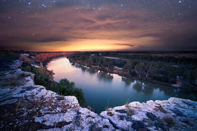 Small-Group River Murray Dark Sky and Sunset Tour with Dinner - Key points at a glance
